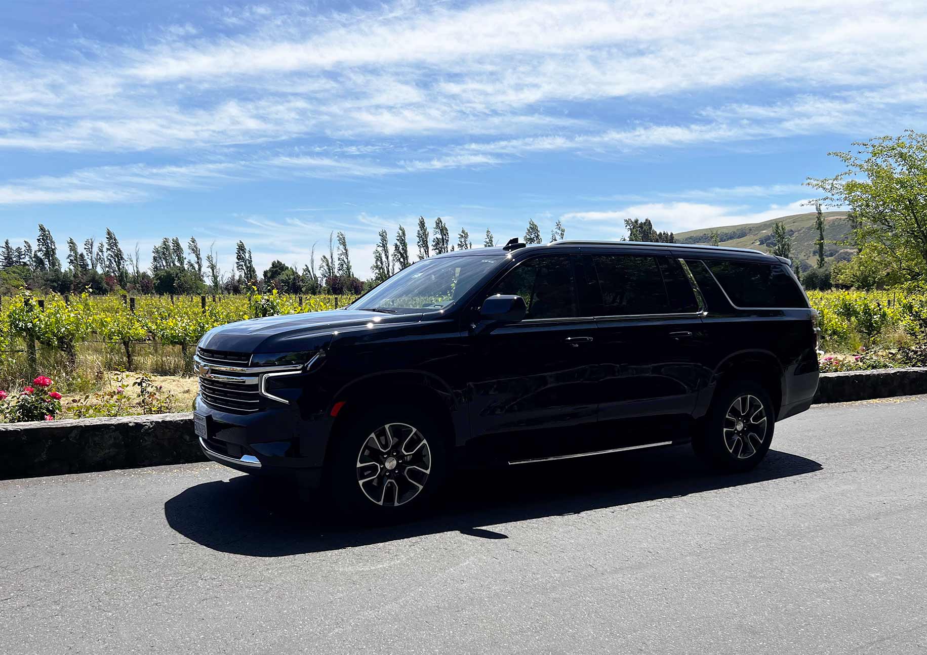 Executive black SUV for JFK Airport to New Rochelle transportation