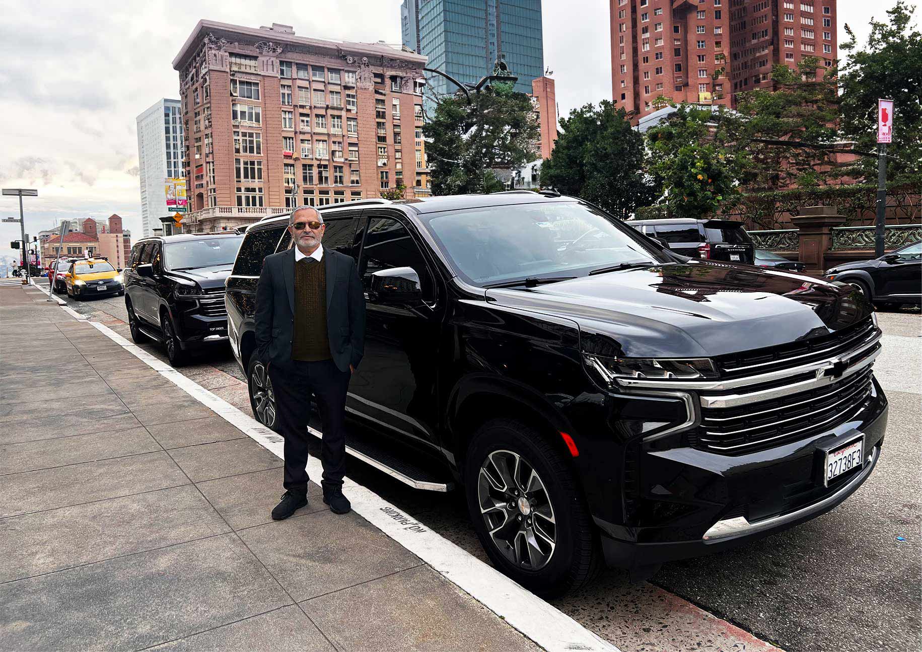 Executive black SUV with chauffeur for JFK Airport to Philadelphia transportation